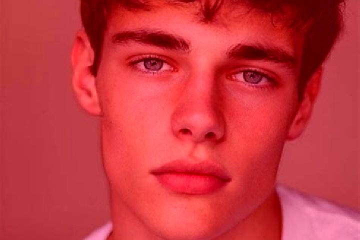Quinn, 23, a black brown-eyed caucasian companion based in Thuan Thien. Offering Tantra, Travel Companion, Duos. Available for incall and outcall, day and ev...