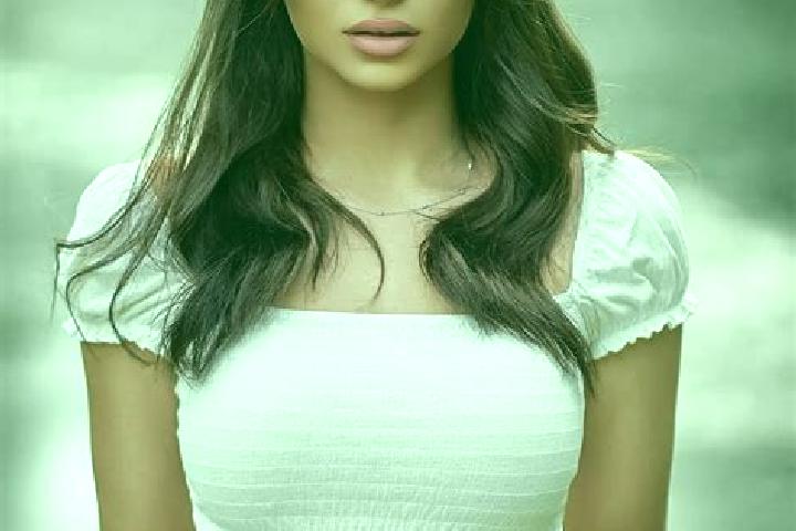 Quinn, 23, a brunette brown-eyed slavic companion based in Llusco. Offering Massage, Party Girl, Overnight, Domination. Available for incall and outcall, ove...