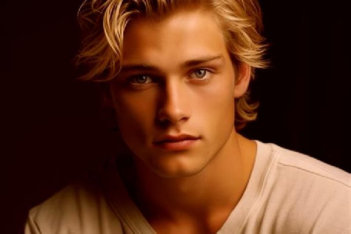 Quinn, 23, a chestnut amber-eyed european companion based in Koskela. Offering CIM, Dinner Date. Available for incall and outcall, day and evening dates.