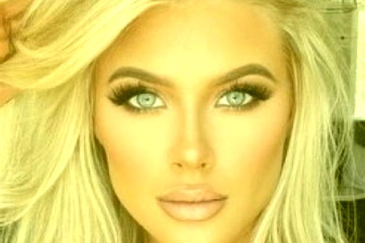 Quinn, 23, a platinum blonde blue-eyed ebony companion based in Alger. Offering 69, Striptease, Domination, Girlfriend Experience, Couples. Available for inc...