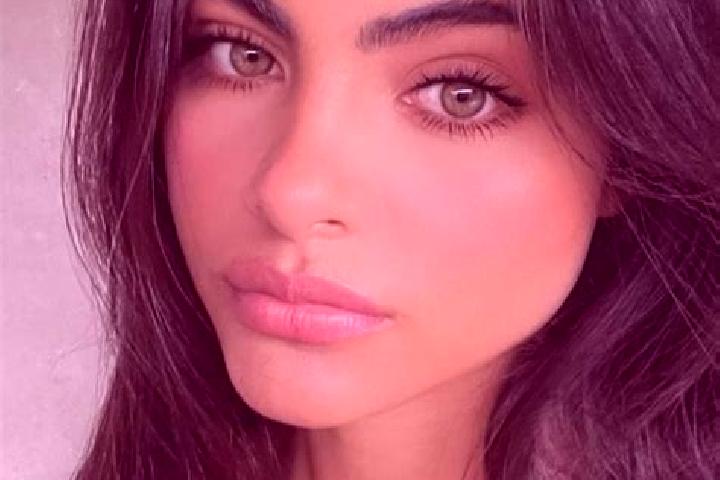 Quinn, 23, a red blue-eyed indian companion based in Carlsbourg. Offering A-Level, Striptease, Girlfriend Experience, OWO, Couples. Available for incall and ...