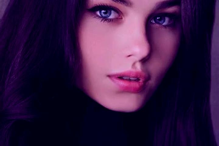 Quinn, 23, a red dark-eyed caucasian companion based in Juzcar. Offering GFE, Deep French Kissing, Striptease, Girlfriend Experience, A-Level. Available for ...