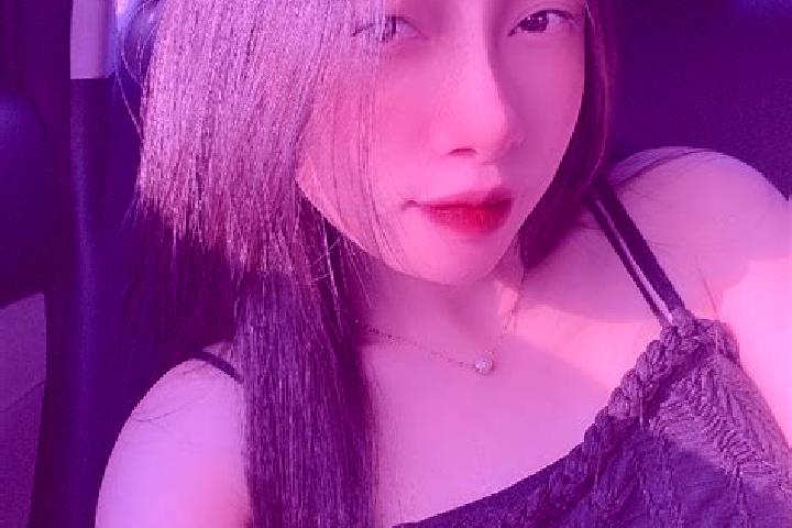 Quinn, 23 — Escort in Ha Hieu, Vietnam