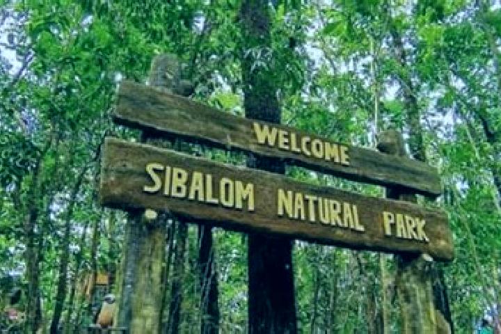 Quinn, 23 — Escort in Sibalom, Philippines