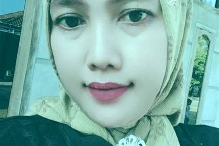 Quinn, 23 — Escort in Sidomakmur, Indonesia