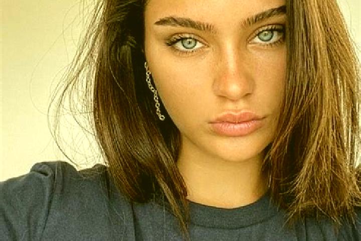 Quinn, 24, a brunette dark-eyed ebony companion based in Ap Tan My. Offering OWO, CIM, Striptease. Available for incall and outcall, overnight bookings avail...