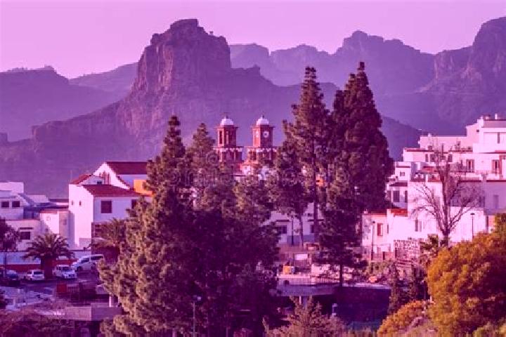 Quinn, 24 — Escort in Artenara, Spain