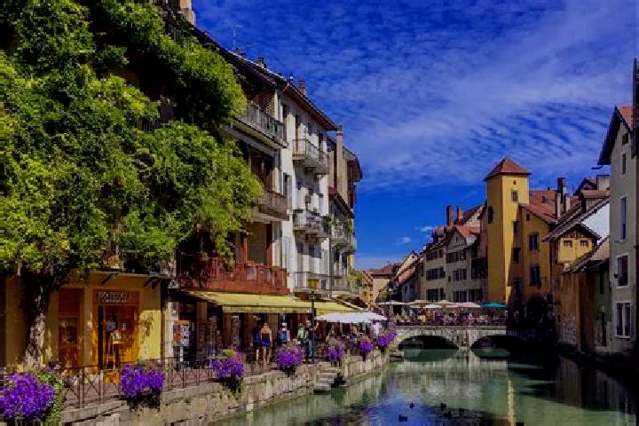 Quinn, 24 — Escort in Fronton, France
