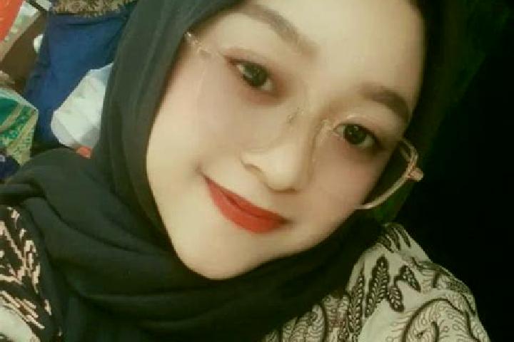 Quinn, 24 — Escort in Sambong, Indonesia
