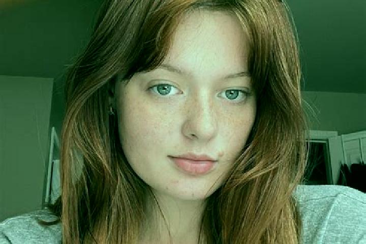 Quinn, 25, a auburn grey-eyed caucasian companion based in Frauenkappelen. Offering OWO, Fetish, Roleplay. Available for incall and outcall, overnight bookin...