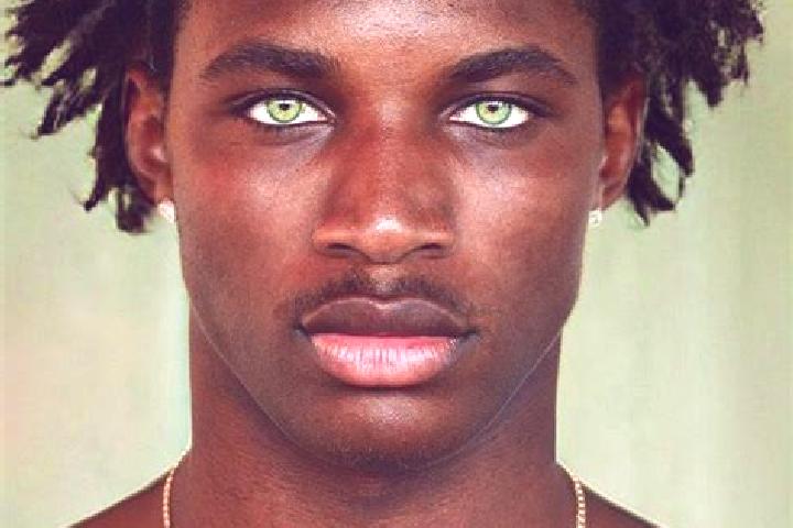 Quinn, 25, a black green-eyed middle eastern companion based in Cheyenne. Offering Travel Companion, A-Level, Girlfriend Experience. Available for incall and...