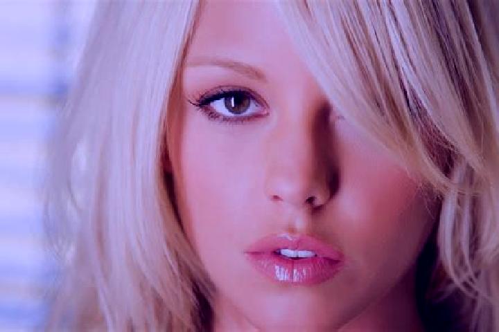 Quinn, 25, a blonde brown-eyed indian companion based in Raducaneni. Offering Girlfriend Experience, Domination, Striptease, 69, Duos. Available for incall a...