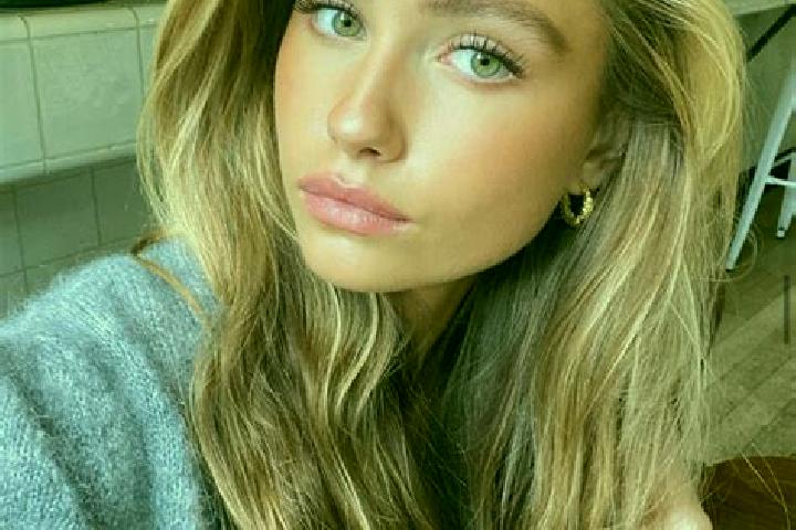Quinn, 25, a blonde hazel-eyed ebony companion based in Jarilla. Offering Travel Companion, Tantra, GFE, A-Level. Available for incall and outcall, day and e...