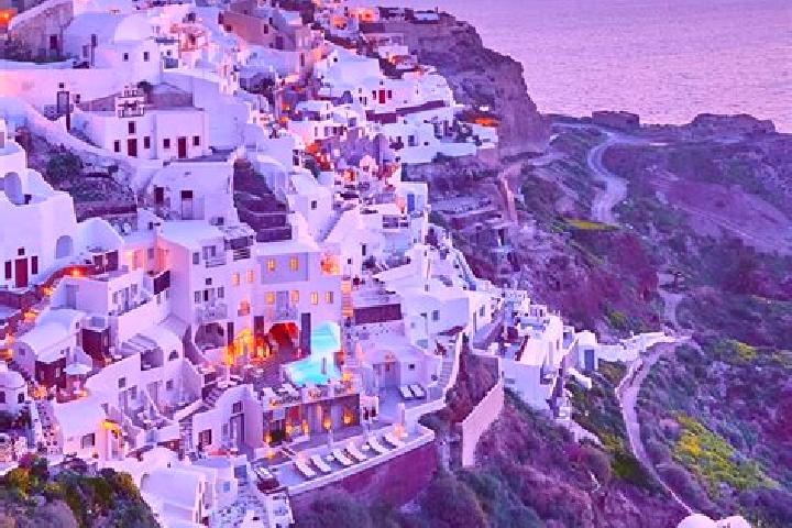 Quinn, 25 — Escort in Avlonarion, Greece