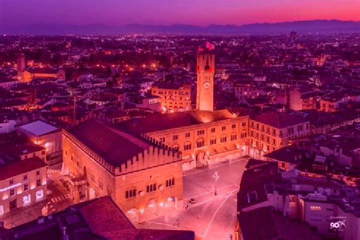 Quinn, 25 — Escort in Riese Pio X, Italy