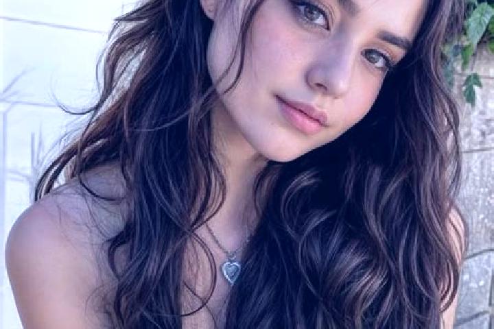 Quinn, 26, a auburn hazel-eyed middle eastern companion based in Toffia. Offering BDSM, Couples, Striptease, 69. Available for incall and outcall, day and ev...