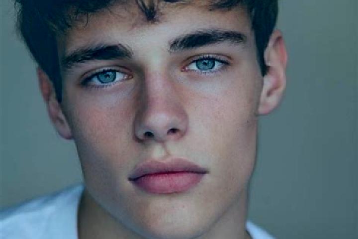 Quinn, 26, a black brown-eyed caucasian companion based in Baone. Offering Duos, Prostate Massage, Party Girl. Available for incall and outcall, overnight bo...