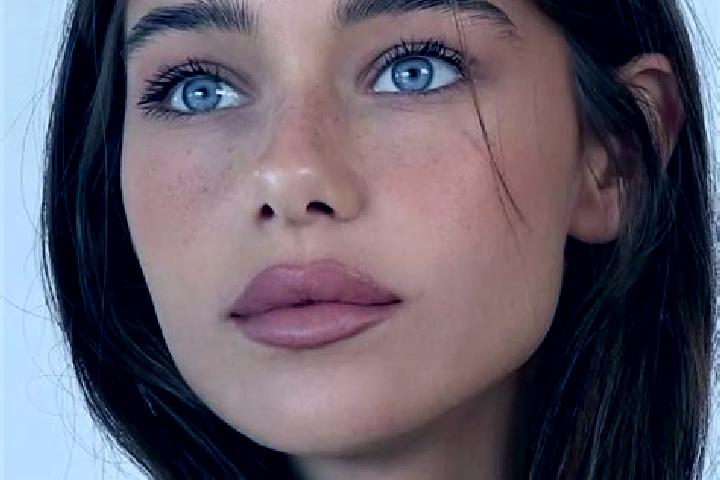 Quinn, 26, a brunette brown-eyed mediterranean companion based in Carpanzano. Offering Deep French Kissing, OWO. Available for incall and outcall, day and ev...
