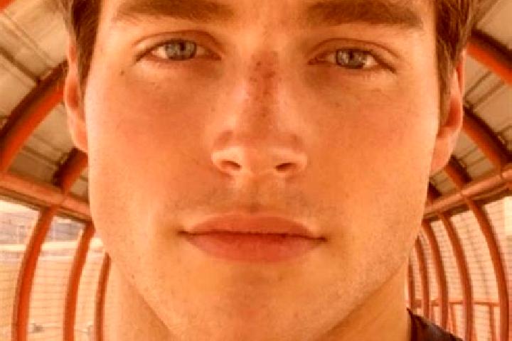 Quinn, 26, a brunette grey-eyed caucasian companion based in Marino. Offering Fetish, OWO, Travel Companion. Available for incall and outcall, overnight book...