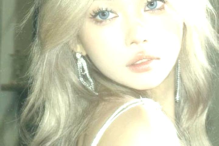 Quinn, 26, a platinum blonde brown-eyed asian companion based in Sagirin. Offering Roleplay, Girlfriend Experience, BDSM. Available for incall and outcall, d...
