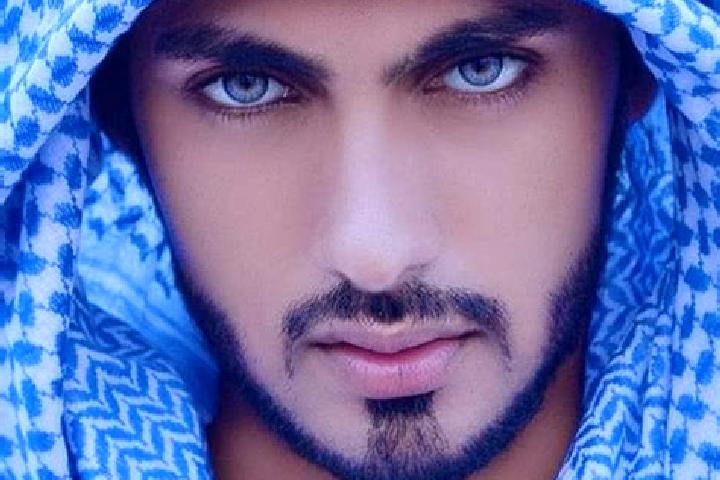 Quinn, 27, a auburn blue-eyed middle eastern companion based in Panalo-on. Offering Domination, Overnight, Fetish. Available for incall and outcall, overnigh...