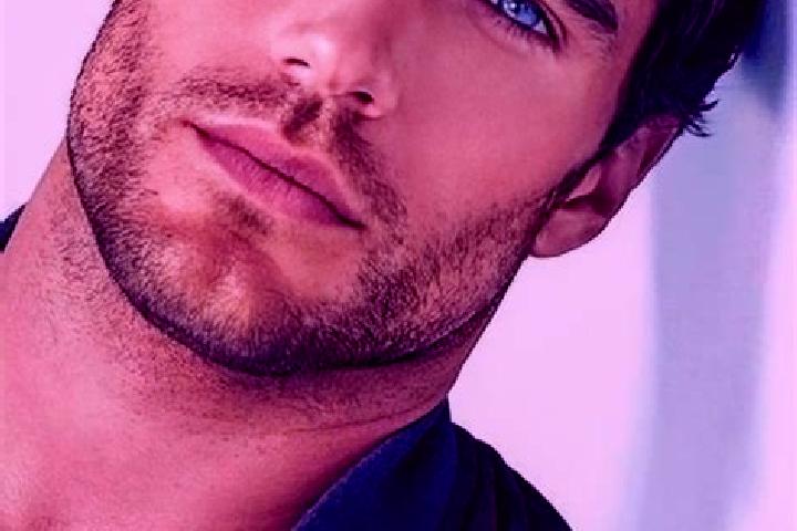 Quinn, 27, a black blue-eyed caribbean companion based in Magurele. Offering Massage, GFE, CIM. Available for incall and outcall, overnight bookings available.