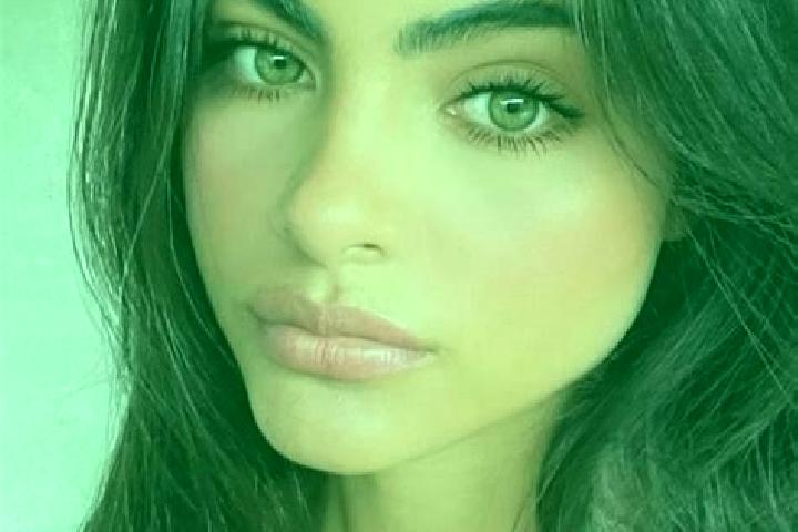 Quinn, 27, a brunette brown-eyed caucasian companion based in Peterlee. Offering Striptease, Tantra, Domination. Available for incall and outcall, day and ev...