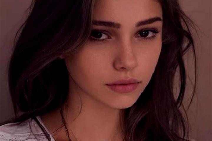 Quinn, 27, a chestnut brown-eyed slavic companion based in Pyhaeranta. Offering GFE, Deep French Kissing, Dinner Date, Overnight, Striptease. Available for i...