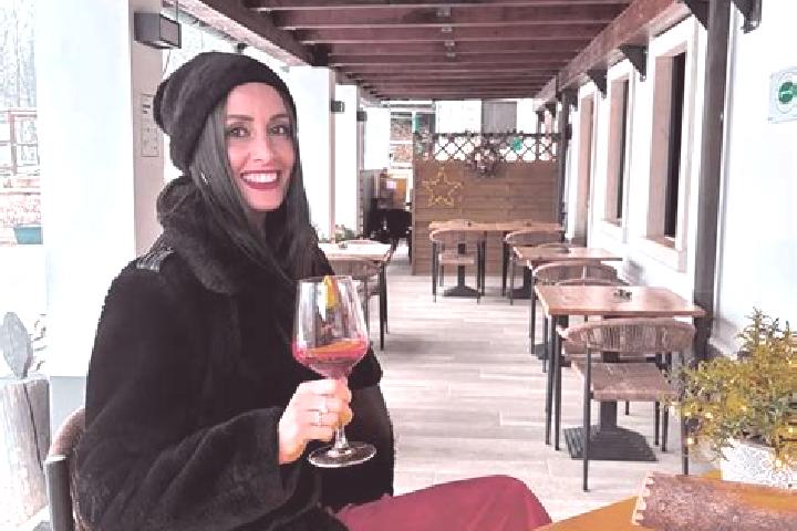 Quinn, 27, a red brown-eyed latina companion based in Tonezza del Cimone. Offering GFE, CIM, Dinner Date, Overnight. Available for incall and outcall, day an...