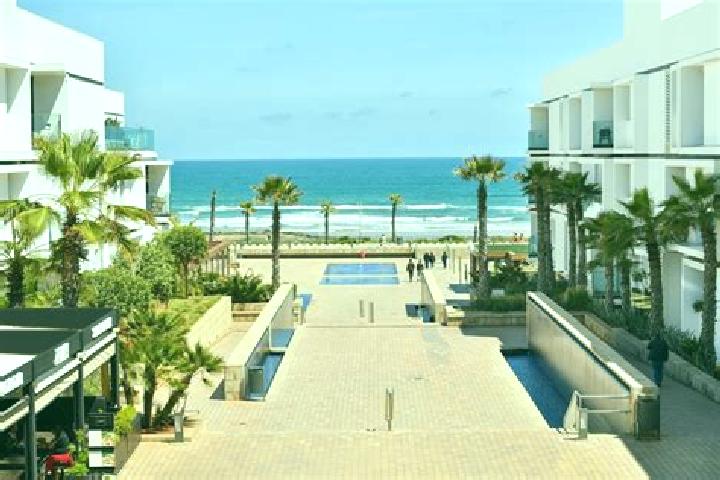 Quinn, 27 — Escort in Dar Bouazza, Morocco