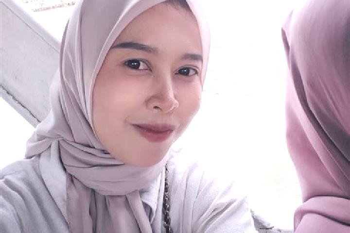Quinn, 27 — Escort in Kedungreja, Indonesia