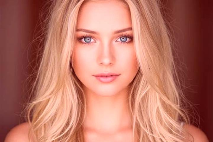 Quinn, 28, a blonde grey-eyed mixed companion based in Delta. Offering Tantra, GFE, Massage, Domination. Available for incall and outcall, day and evening da...