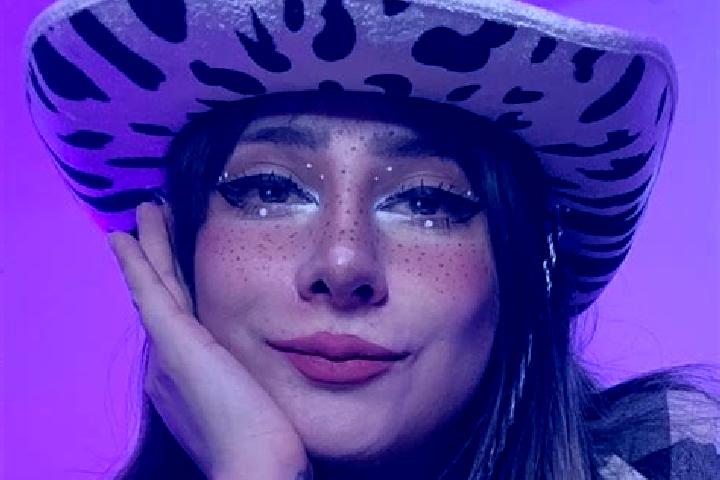 Quinn, 28 — Escort in Bomintza, Mexico