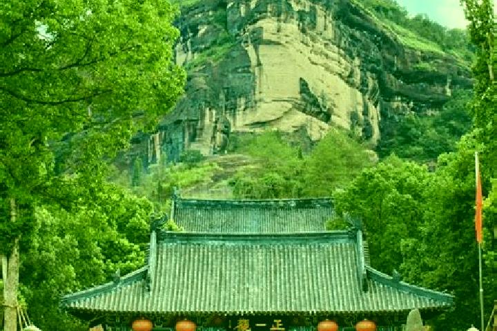 Quinn, 28 — Escort in Longhushan, China