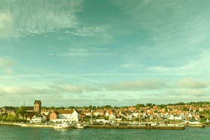 Quinn, 28 — Escort in Middelfart, Denmark