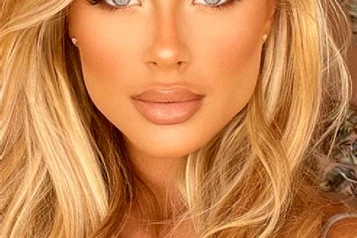 Quinn, 29, a blonde blue-eyed latina companion based in Peillon. Offering BDSM, Fetish, Tantra, OWO. Available for incall and outcall, overnight bookings ava...