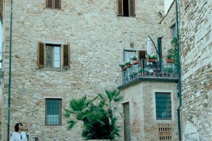 Quinn, 29 — Escort in Monteverdi Marittimo, Italy