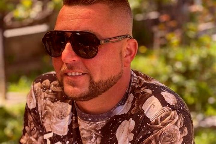 Quinn, 29 — Escort in Uncesti, Romania
