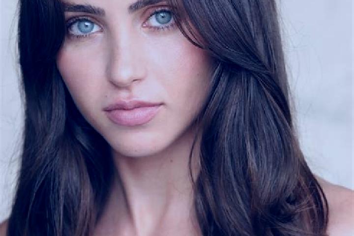Quinn, 30, a brunette dark-eyed caribbean companion based in Caniaba. Offering Couples, Massage. Available for incall and outcall, day and evening dates.