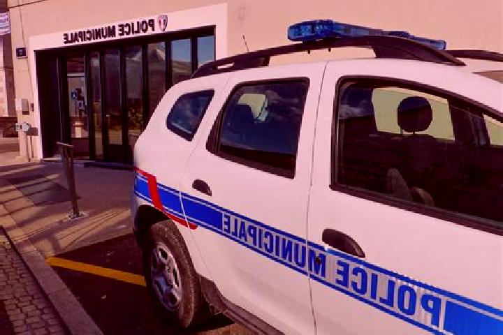 Quinn, 30 — Escort in Chateau-Renault, France