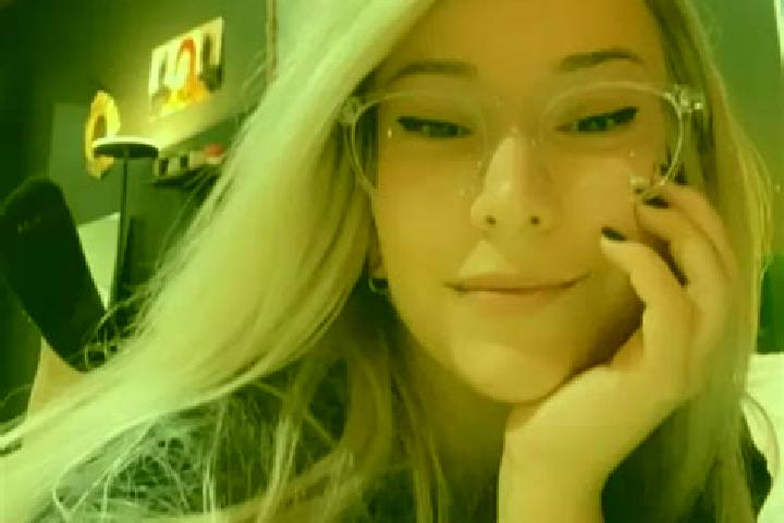 Quinn, 31, a blonde dark-eyed european companion based in Sint-Goriks-Oudenhove. Offering OWO, Dinner Date, Prostate Massage. Available for incall and outcal...
