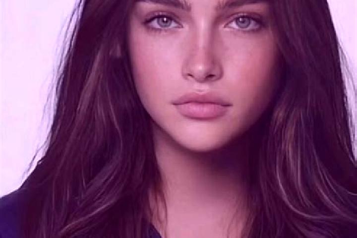 Quinn, 31, a brunette blue-eyed caucasian companion based in Voineasa. Offering CIM, Dinner Date, 69, Tantra. Available for incall and outcall, overnight boo...