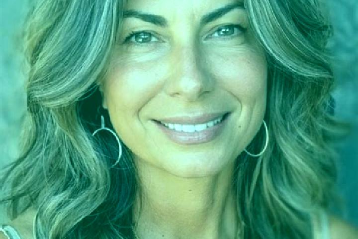 Quinn, 31, a brunette grey-eyed latina companion based in Prudianka. Offering Dinner Date, Massage, OWO, Tantra, Prostate Massage. Available for incall and o...