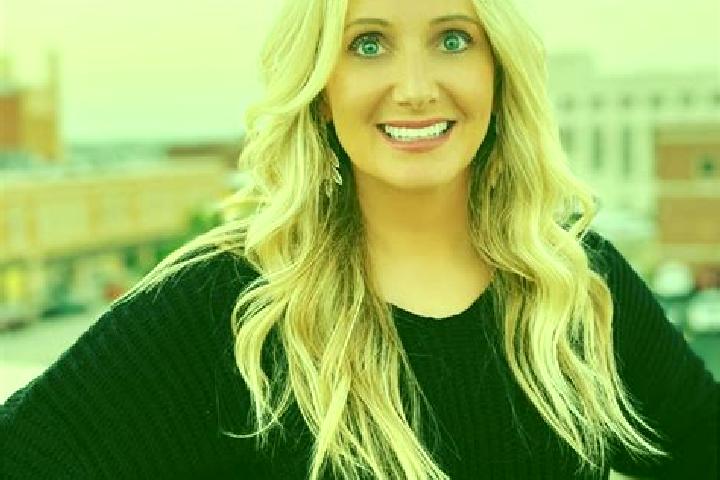 Quinn, 31 — Escort in Dalton, United States