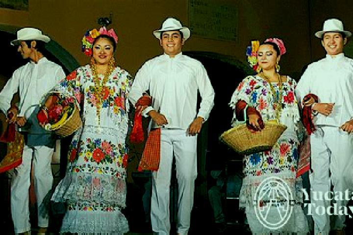 Quinn, 31 — Escort in Ebtun, Mexico