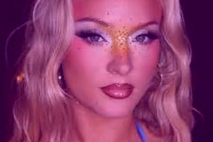 Quinn, 31 — Escort in Karsin, Poland
