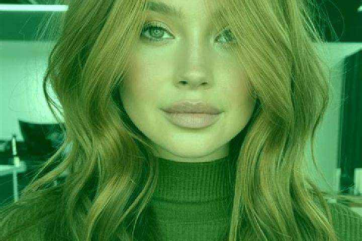 Quinn, 32, a auburn grey-eyed european companion based in Seyhan. Offering OWO, CIM. Available for incall and outcall, day and evening dates.