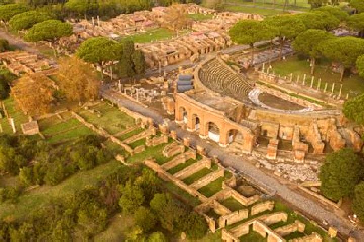 Quinn, 32 — Escort in Acilia-Castel Fusano-Ostia Antica, Italy