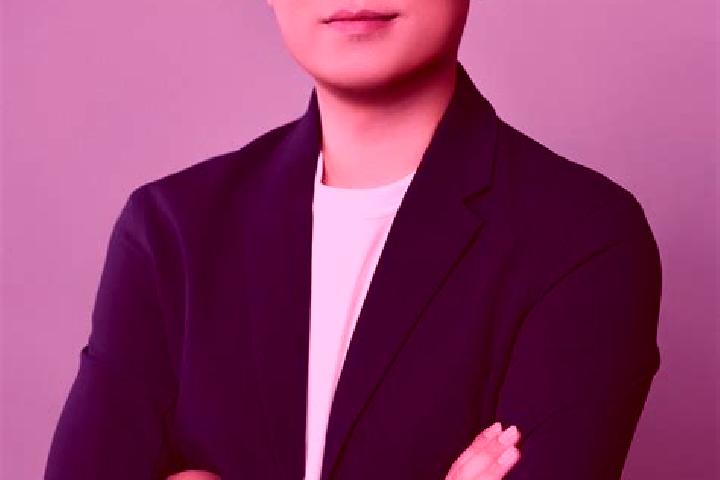 Quinn, 32 — Escort in Huixing, China
