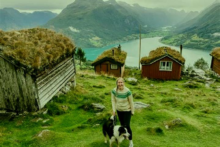 Quinn, 32 — Escort in Valderoy, Norway